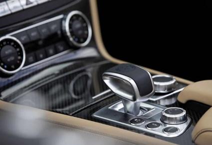 مرسيدس تكشف عن سيارة 2013 SL65 AMG V12 ROADSTER